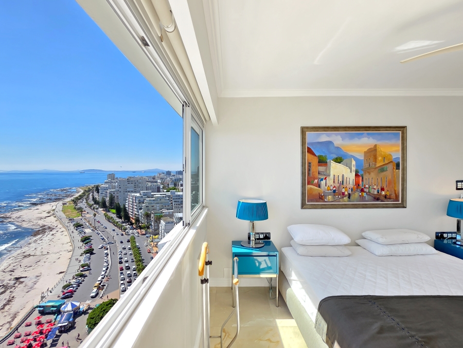 To Let 2 Bedroom Property for Rent in Sea Point Western Cape